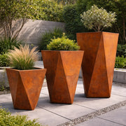 Geometric Planters: Modern Design for Contemporary Outdoor Spaces