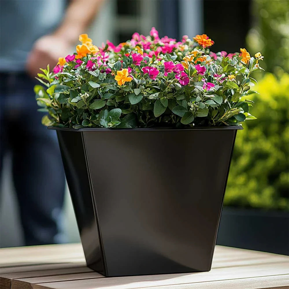 Why do We Choose Aluzinc for Our Planters?